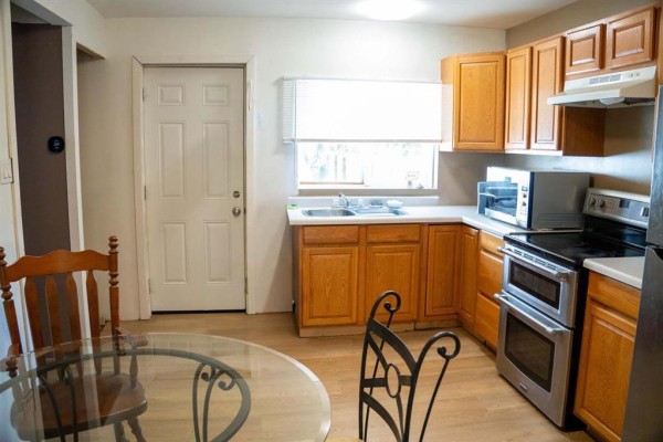 453 Aberdeen Avenue, Winnipeg, MB, photo 3