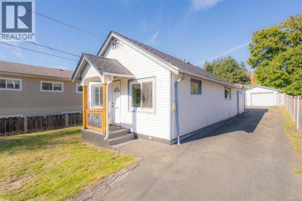 Laundry room - 4533 Lathom Rd, Port Alberni, BC V9Y5S8 Photo 2