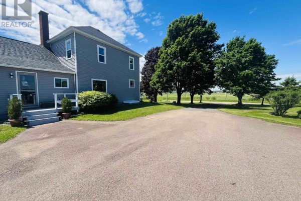 Living room - 4534 302 Highway, Upper Nappan, NS B4H3Y4 Photo 4