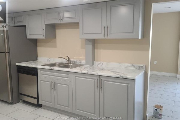 Dining room - 4537 Fontana Avenue Unit# Lower, Windsor, ON N9G3C8 Photo 4