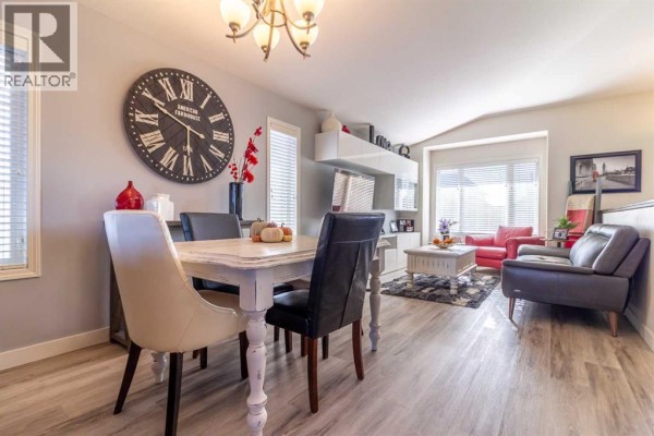 3pc Bathroom - 454 Twinriver Road W, Lethbridge, AB T1J3Y9 Photo 4