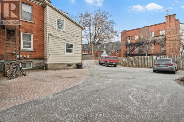 455-457 Somerset Street W, Ottawa, ON K1R5J7 Photo 3