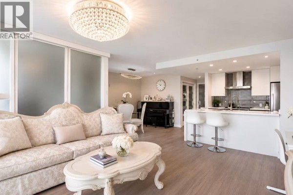 455 Beach Crescent, Vancouver, BC V6Z3E5 Photo 3