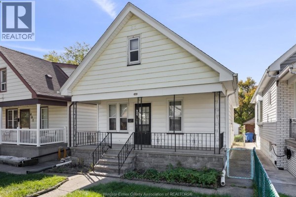 455 Curry, Windsor