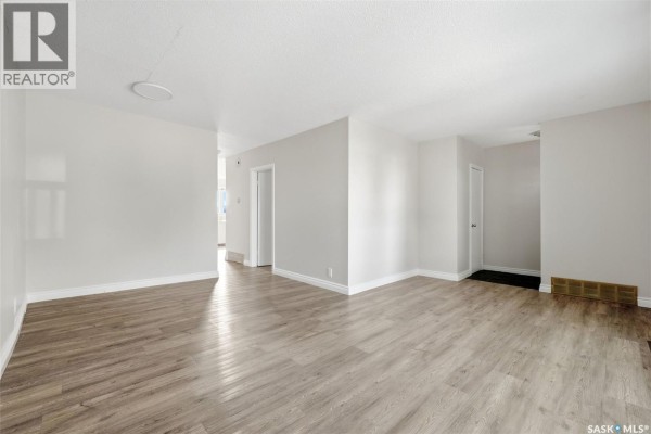 4pc Bathroom - 455 Froom Crescent, Regina, SK S4N1T5 Photo 5