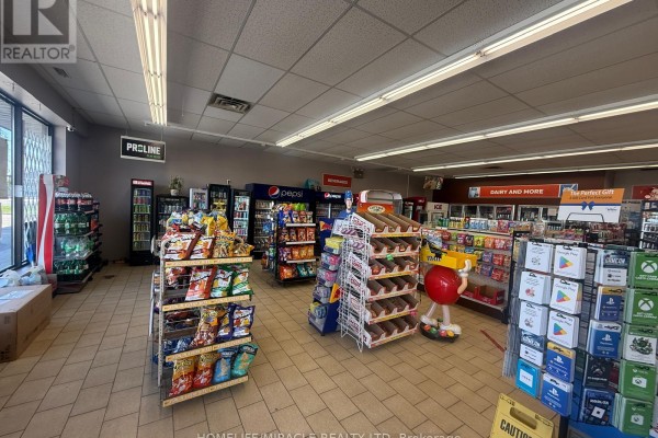 455 Grand Avenue E, Chatham Kent, ON N7L1X4 Photo 5