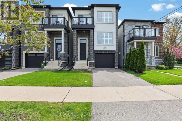 455 Rimilton Avenue, Toronto, ON, photo 2