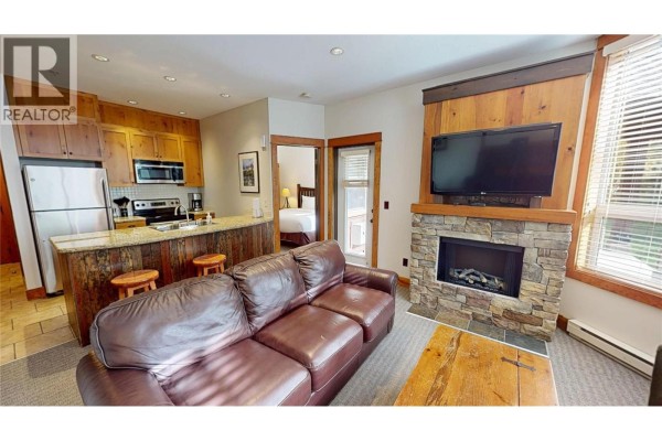 Primary Bedroom - 4559 Timberline Crescent Unit# 613b, Fernie, BC V0B1M6 Photo 5
