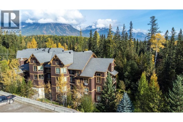 4559 Timberline Crescent Unit# 631c, Fernie, BC, photo 2
