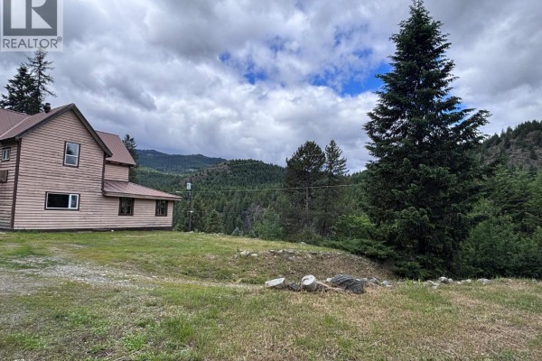 Recreation room - 456 Long Lake Avenue, Greenwood, BC V0H1J0 Photo 2