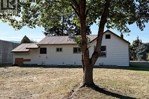 Unfinished Room - 4562 Barriere Town Road, Barriere, BC V0E1E0 Photo 2