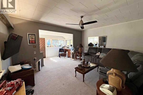 Laundry room - 4562 Barriere Town Road, Barriere, BC V0E1E0 Photo 5