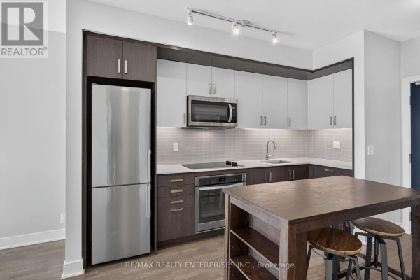457 - 1575 Lakeshore Road W, Mississauga, ON L5J0B1 Photo 5