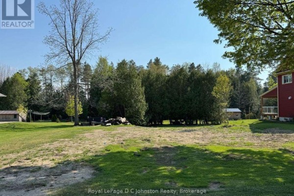457 Clarendon Street, Saugeen Shores, ON, photo 2