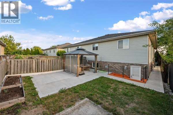 Family room - 4574 Tumbleweed Crescent, Windsor, ON N9G3C2 Photo 5