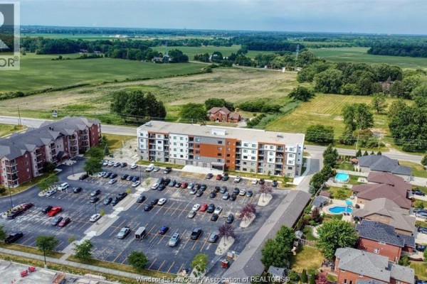 4578 Huron Church Line Road Unit# 205, Lasalle, ON, photo 2