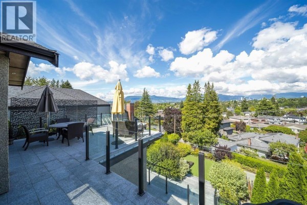 4578 Puget Drive, Vancouver, BC V6L2V8 Photo 4