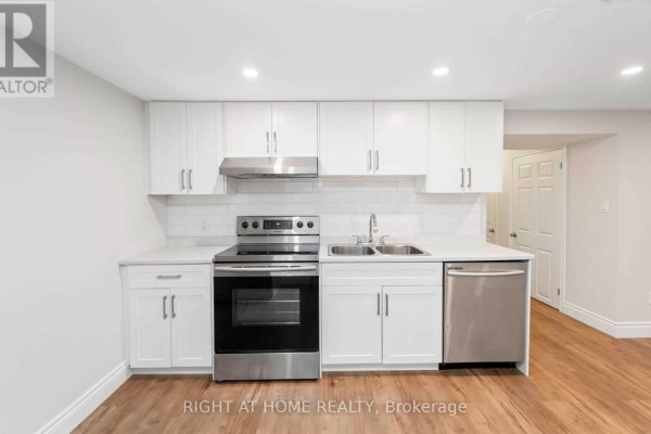 459 Nipigon Street, Oshawa, ON L1J3A4 Photo 4