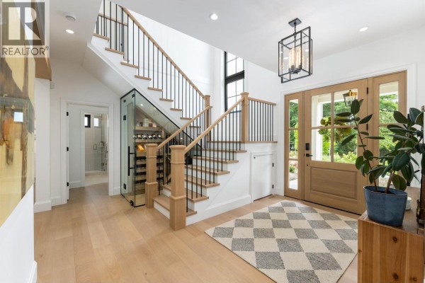 4597 Woodgreen Drive, West Vancouver, BC V7S2V3 Photo 4