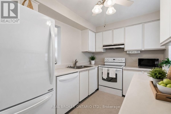 Bathroom - 46 - 122 Lakeshore Road, St  Catharines, ON L2N6N6 Photo 5