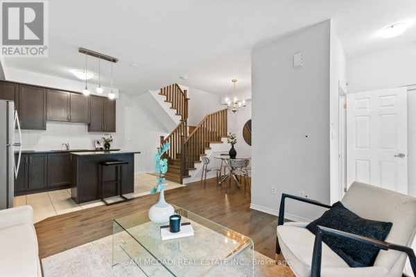 46 - 26 Applewood Lane, Toronto, ON, photo 3