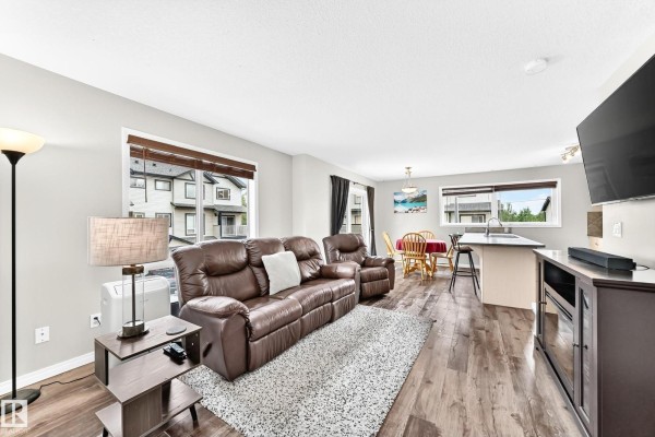 Dining room - #46 11 Clover Bar Ln, Sherwood Park, AB T8H0C4 Photo 2