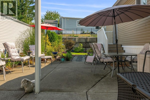 Living room - 46 4714 Muir Rd, Courtenay, BC V9N8Z6 Photo 2