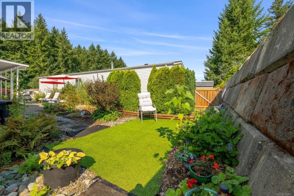 Kitchen - 46 4714 Muir Rd, Courtenay, BC V9N8Z6 Photo 3