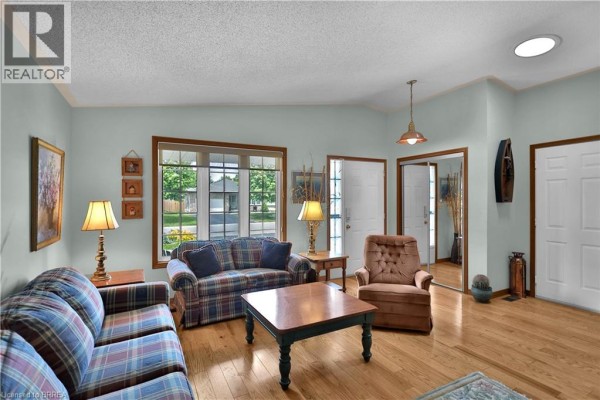 4pc Bathroom - 46 Anderson Avenue, Simcoe, ON N3Y5K8 Photo 5