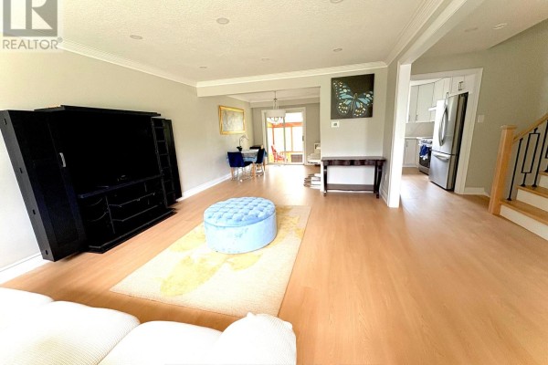 46 Bowerbank Drive, Toronto, ON, photo 2