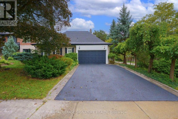 46 Caravan Drive, Toronto, ON, photo 2