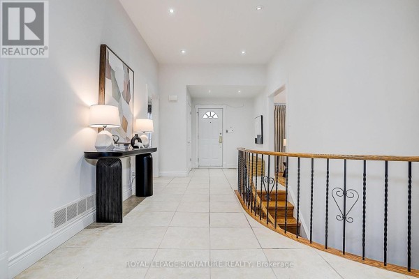 46 Caravan Drive, Toronto, ON, photo 3