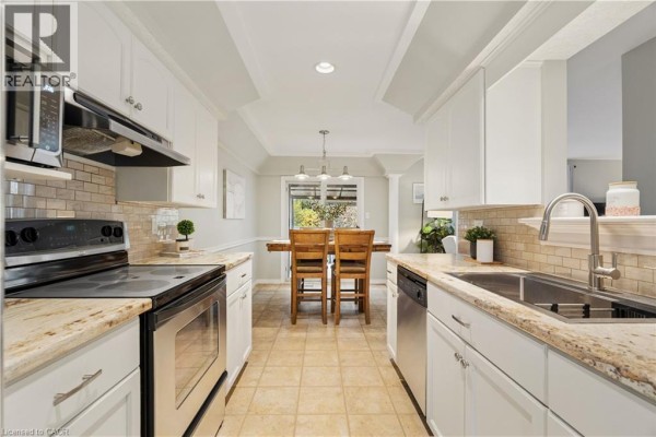 4pc Bathroom - 46 Chesterton Lane, Guelph, ON N1E6S8 Photo 4