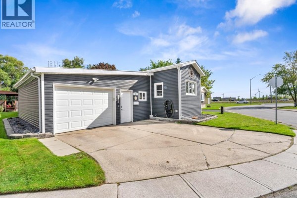 46 Diane Crescent, Essex