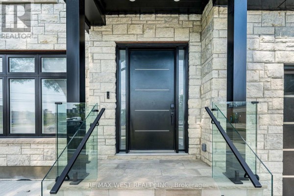 46 Golfdown Drive, Toronto, ON M9W2H7 Photo 5