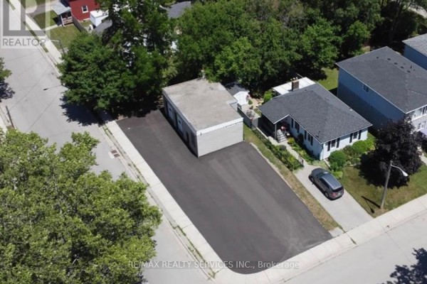 46 Kitchener Avenue, Brantford, ON, photo 2