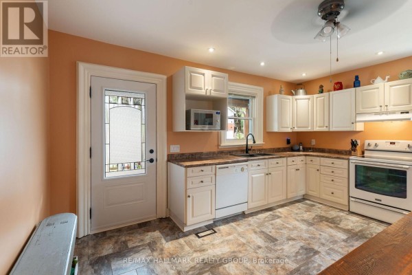 46 North Augusta Road, Brockville, ON K6V2X4 Photo 5