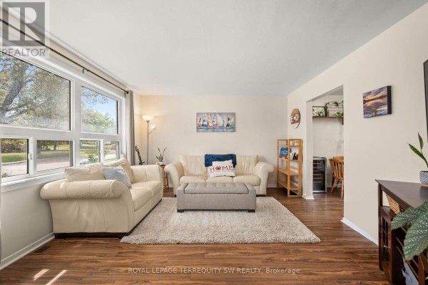 Primary Bedroom - 46 Northlin Park Road, Kawartha Lakes, ON K9V4P4 Photo 4