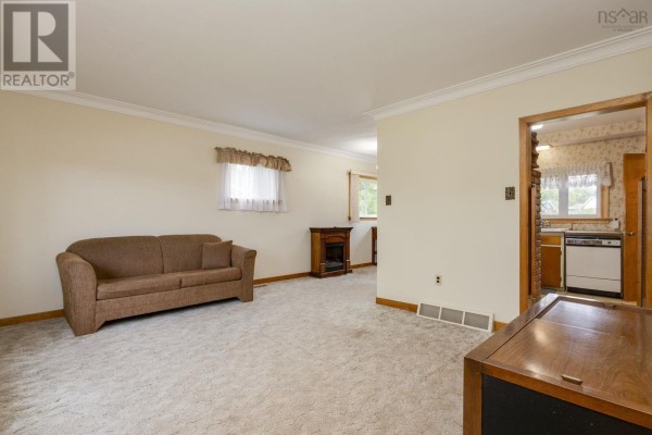Kitchen - 46 Nova Terrace, Dartmouth, NS B2V1A9 Photo 3