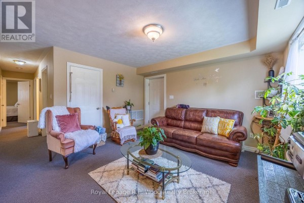 46 Oak Street, Bayham, ON N0J1Z0 Photo 5
