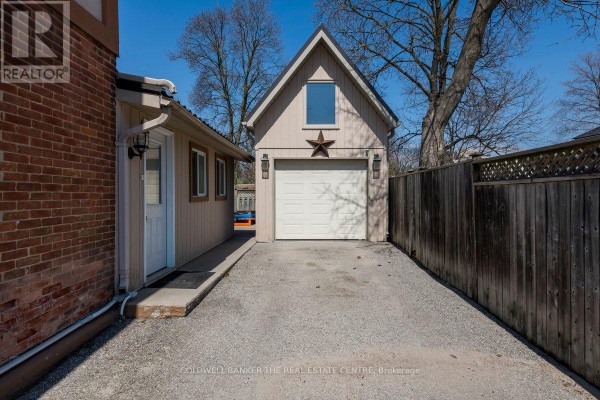 46 Park Street, Barrie, ON, photo 3