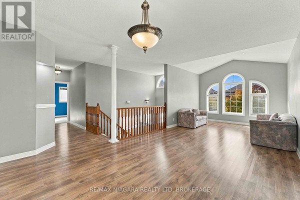 46 Raspberry Trail, Thorold, ON L2V5E3 Photo 4