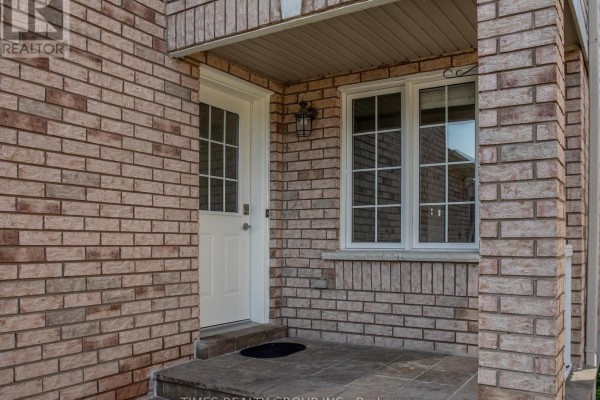 46 Ridwell Street, Barrie, ON, photo 2