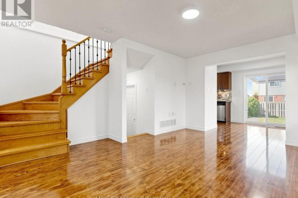 46 Ridwell Street, Barrie, ON, photo 3