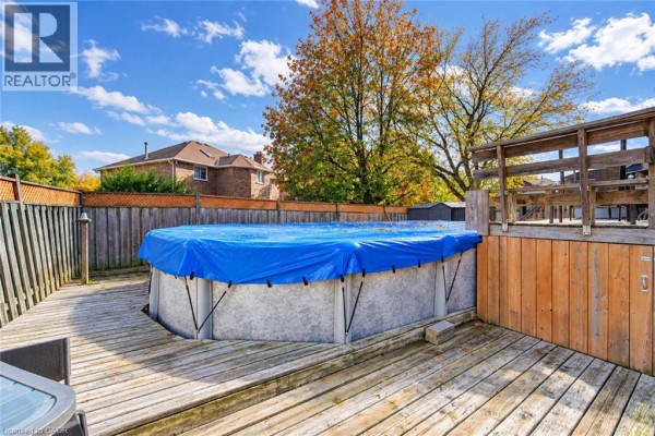 Recreation room - 46 Robson Avenue, Cambridge, ON N1T1L2 Photo 5