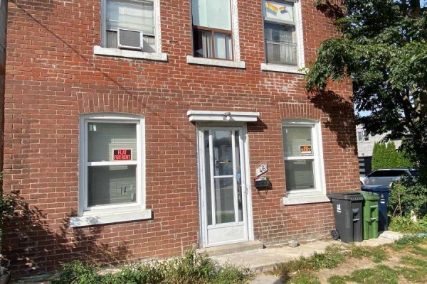 Multi-family for rent at Main Floor - 46 Rockcliffe Boulevard, Toronto, ON - MLS® 6lePHd