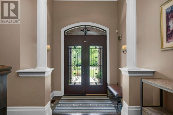 46 Scott Street, Brampton, ON, photo 2