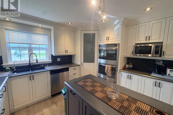 Bath (# pieces 1-6) - 46 Spruce Avenue, Lewisporte, NL A0G3A0 Photo 5