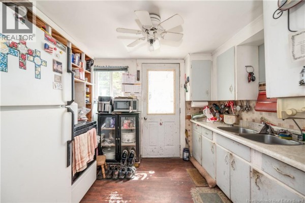 Bonus Room - 46 Taylor Street, Moncton, NB E1C4E5 Photo 5