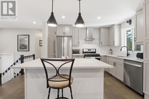 46 Thompson Road, North Dundas, ON K0C2K0 Photo 3